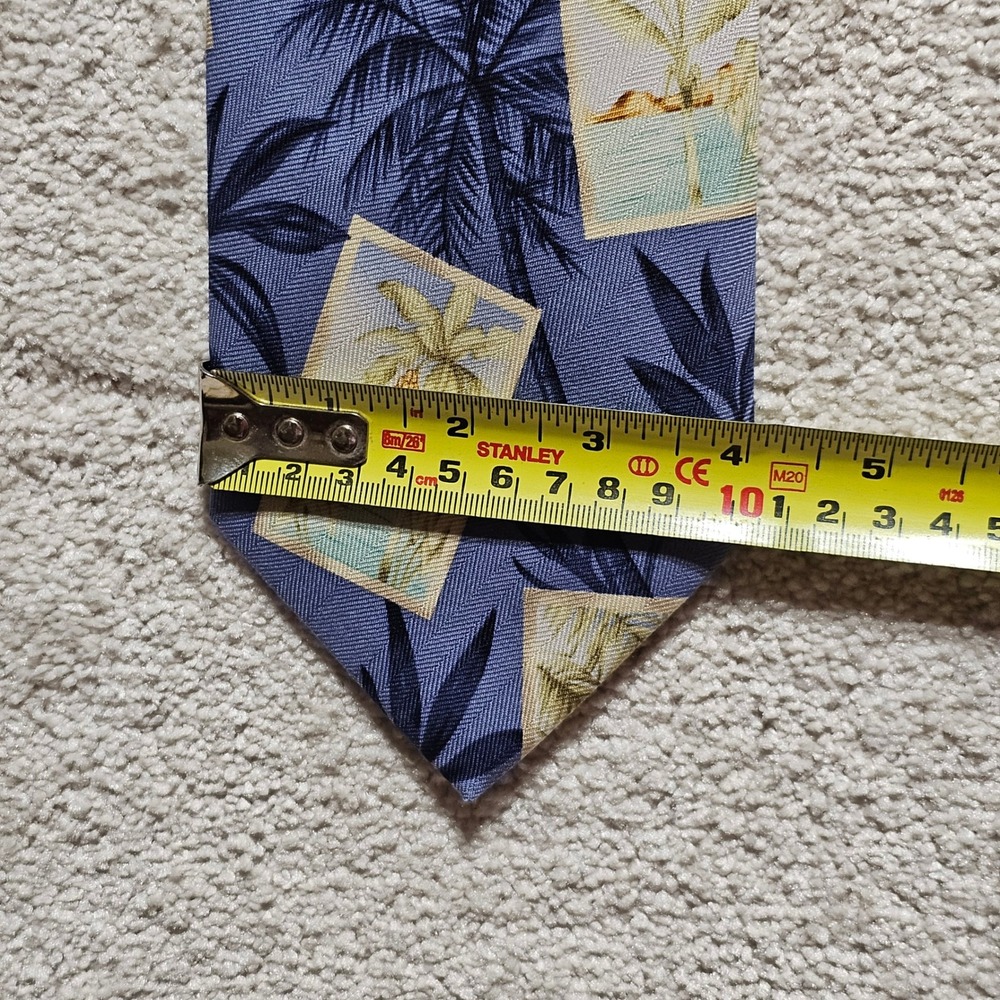 Tommy Bahama Mens Silk Beach Scene Tie Blue Palm Tree Vacation Summer Necktie - Picture 4 of 9